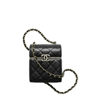 chanel small box with chain in lambskin black 12cm x3rm0