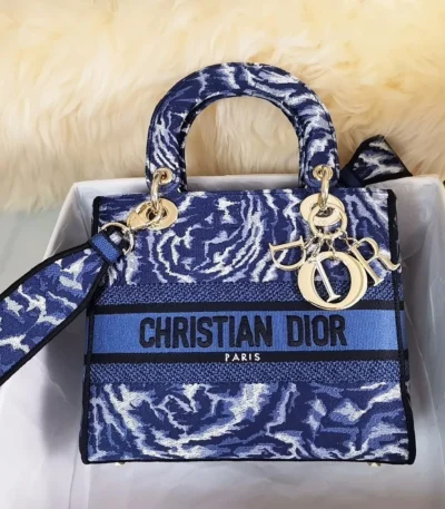 dior medium lady d lite dark blue embroidery 24cm j0gve