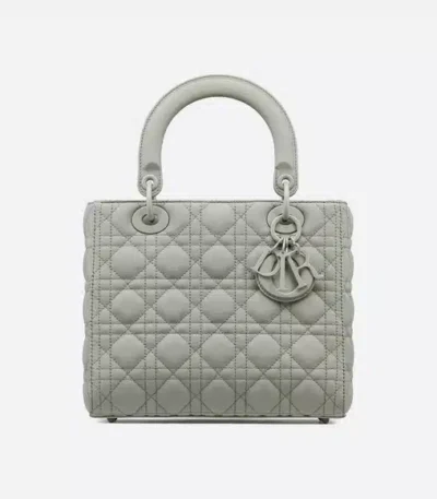 dior medium lady gray ultramatte cannage m0565iloim41g 24cm kak1t