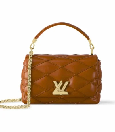 louis vuitton go 14 mm lamb leather smoked tan 23cm ye70v
