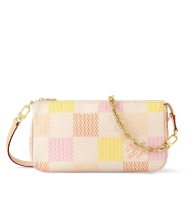 louis vuitton pochette accessoires damier canvas peach pink 23cm bz2m9