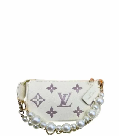 louis vuitton pochette accessoires with pearl chain white 20cm raqvf