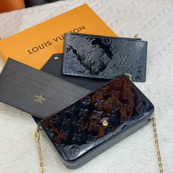 Louis Vuitton Pochette Félice Amarante Monogram Vernis Black 21Cm