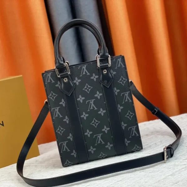 Louis Vuitton Sac Plat Mini Grey And Black Leather 22Cm