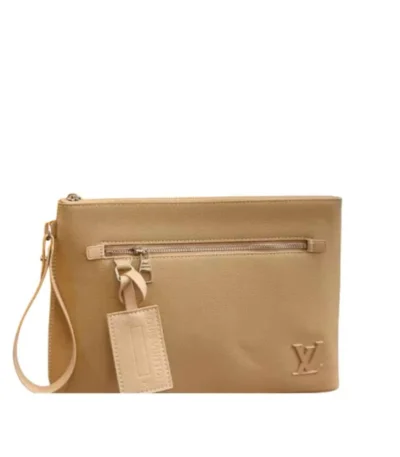 louis vuitton takeoff pouch beige 30cm 4cfy7