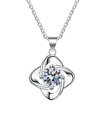 Elegant 1 Carat Four Leaf Clover Pendant Necklace in S925 Sterling Silver for Women 1