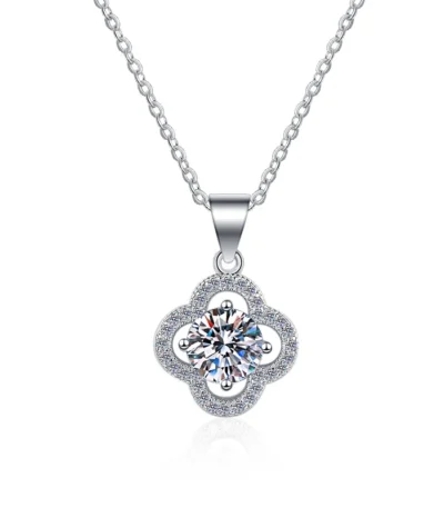 Elegant Four Leaf Clover Clavicle Necklace – 1 Carat Pendant in 925 Sterling Silver 1